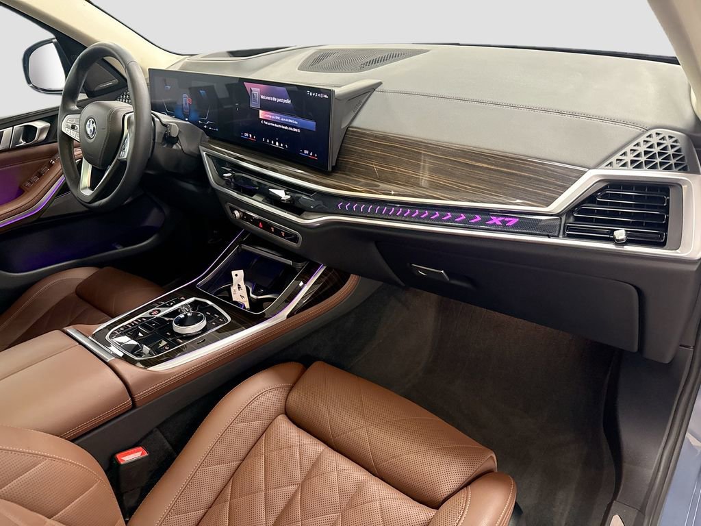 Certified 2024 BMW X7 xDrive40i w/ Premium Package image 16