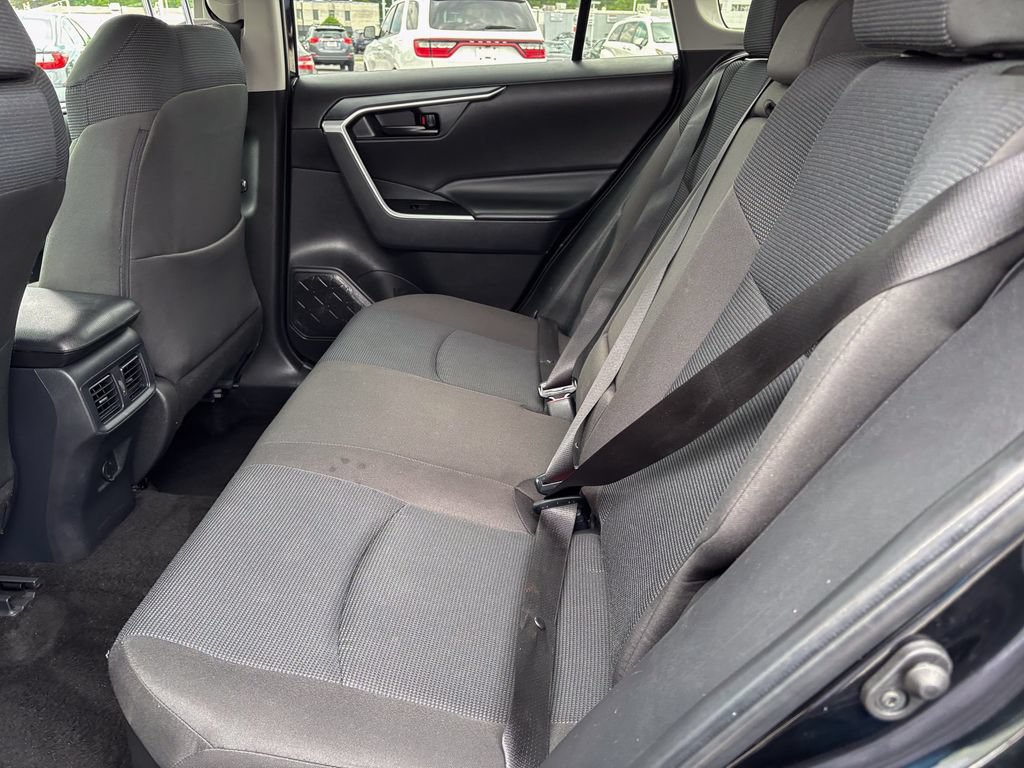 Used 2024 Toyota RAV4 LE AWD/4WD image 43