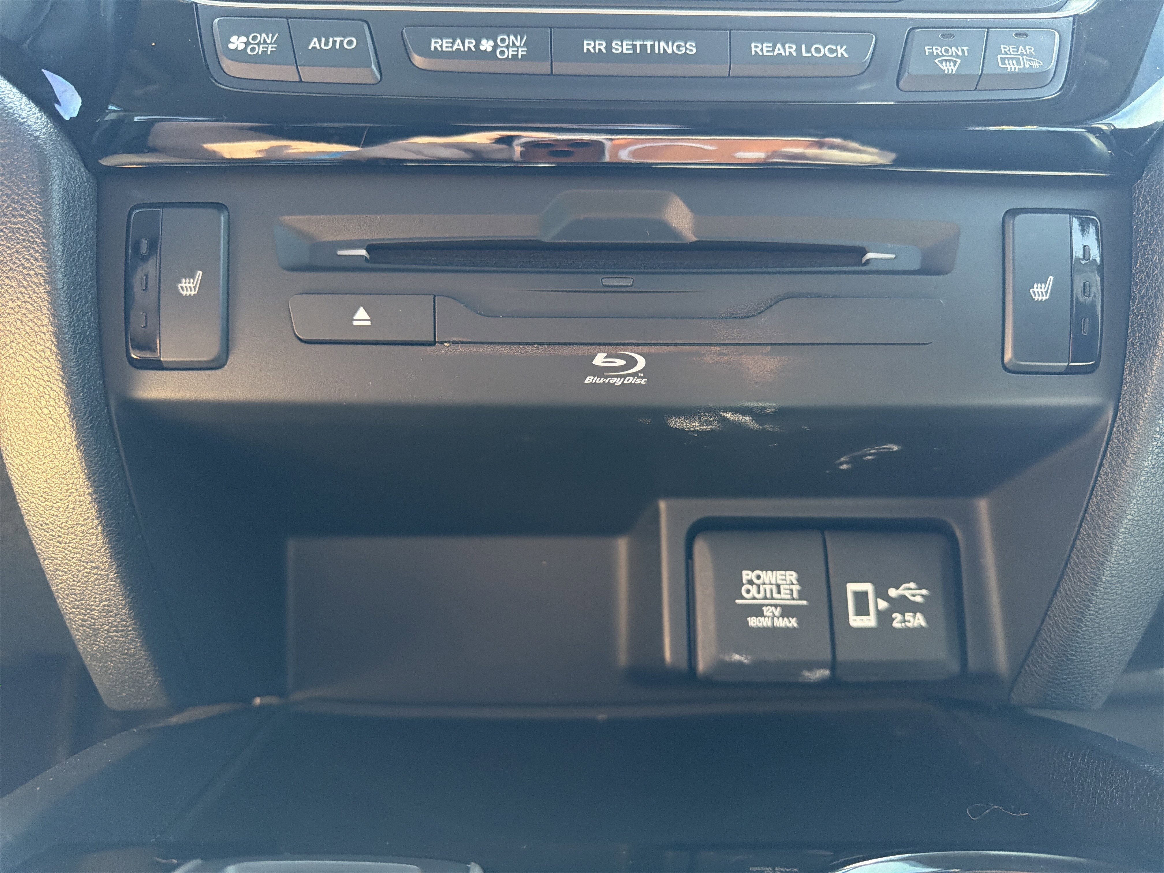 Certified 2022 Honda Pilot Touring image 37