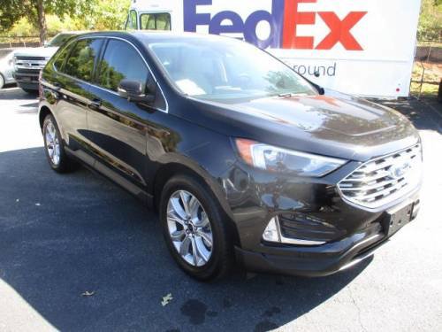 Used 2024 Ford Edge Titanium image 2