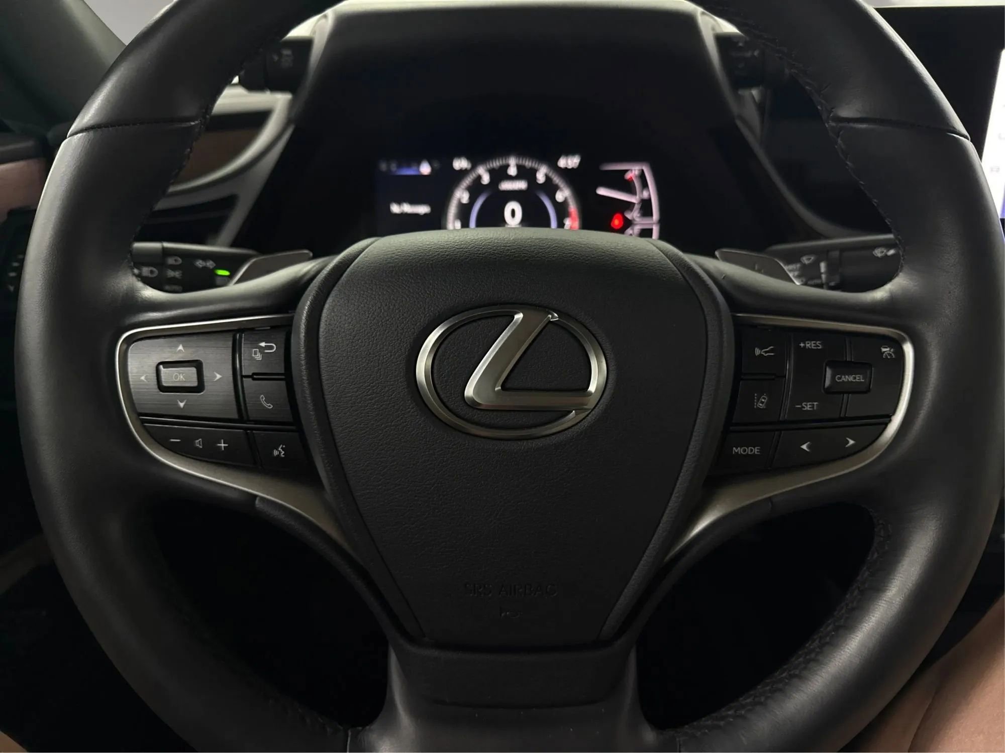 Used 2025 Lexus ES 350 w/ Premium Package FWD image 17