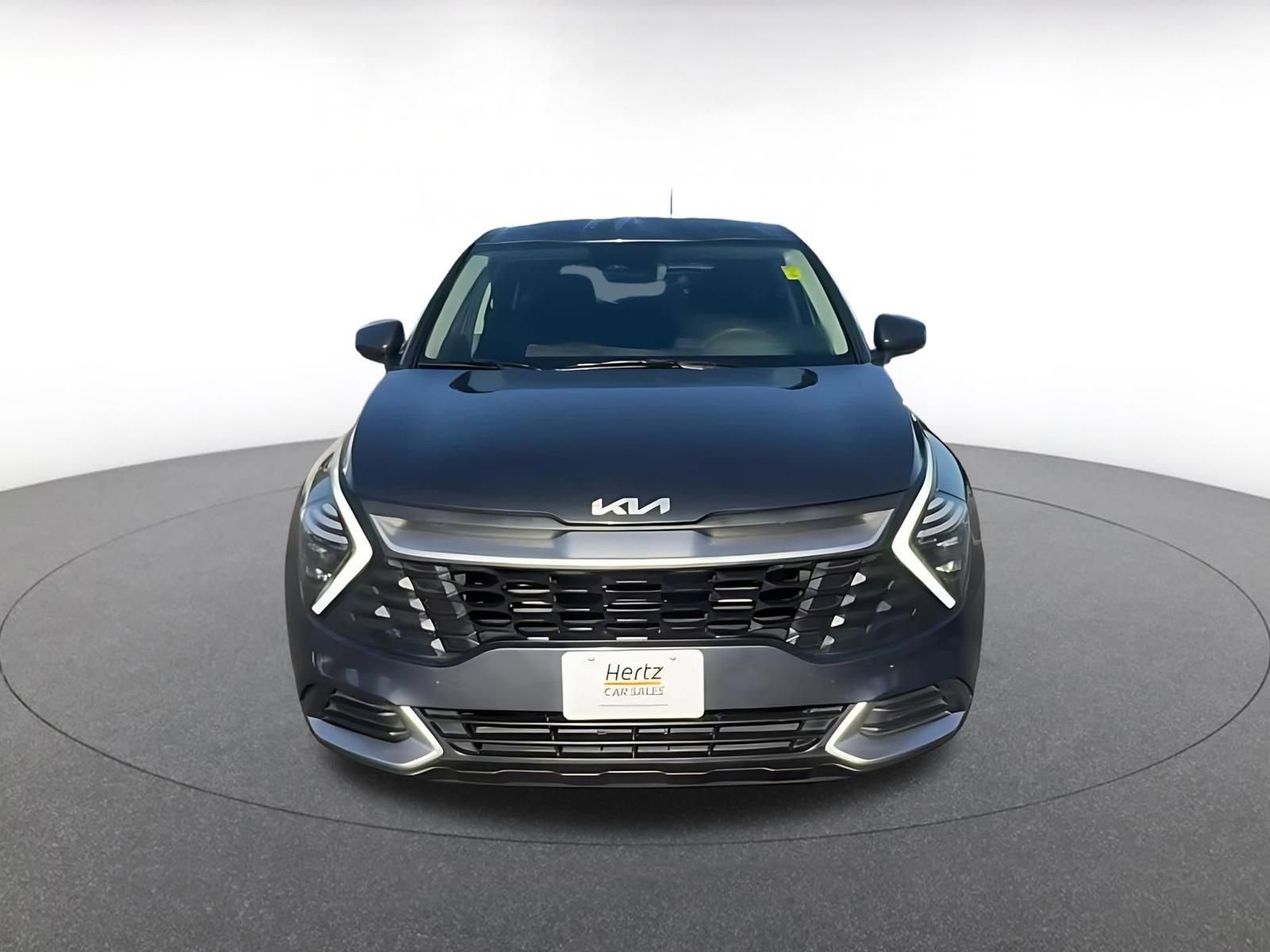 Used 2025 Kia Sportage LX image 4