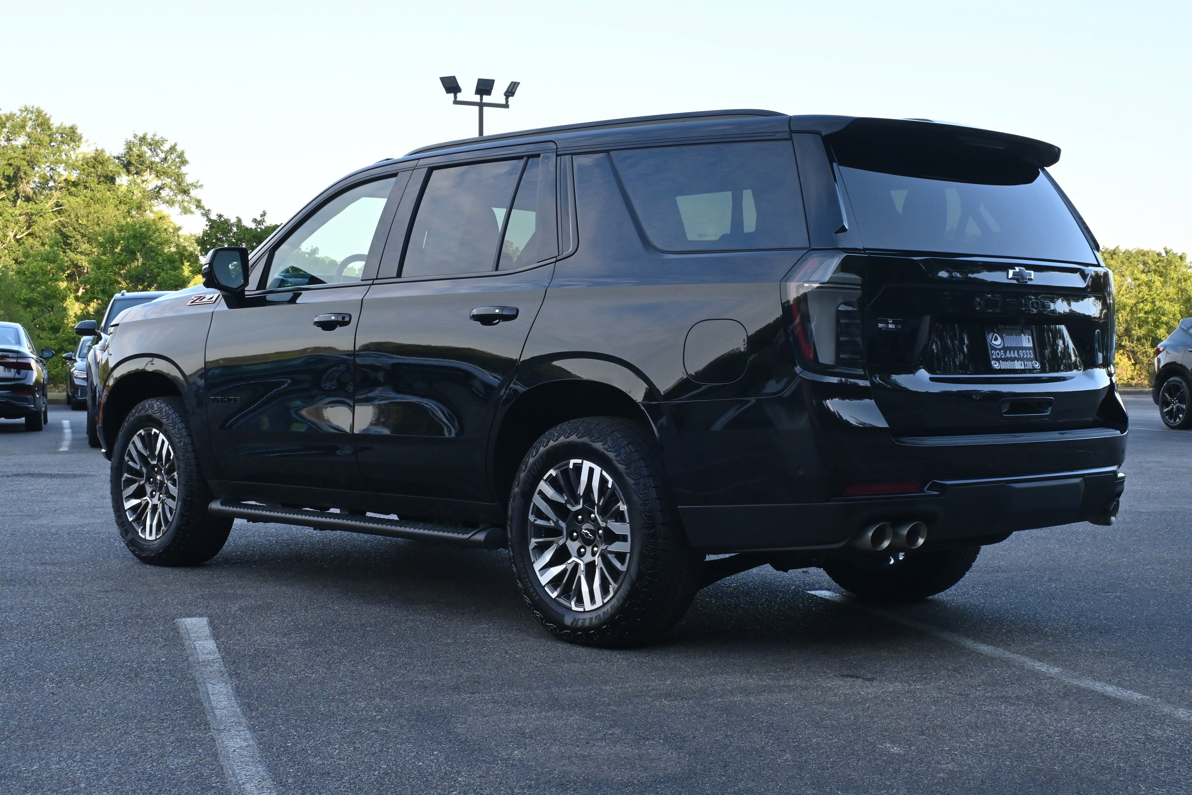 Used 2025 Chevrolet Tahoe Z71 w/ Comfort Package image 7