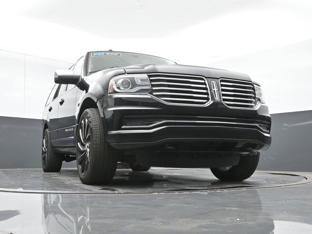 Used 2017 Lincoln Navigator Select image 45