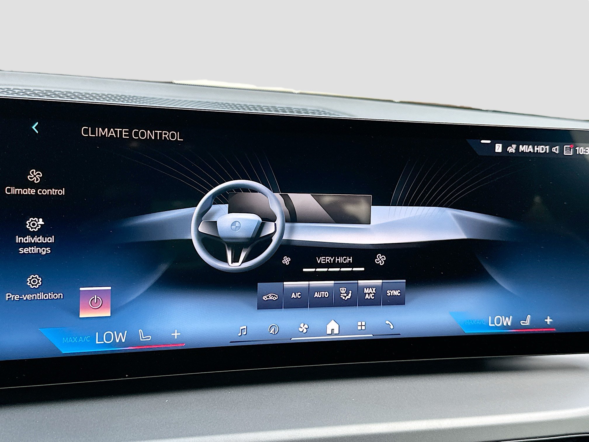 New 2025 BMW 230i Coupe w/ Convenience Package RWD image 15