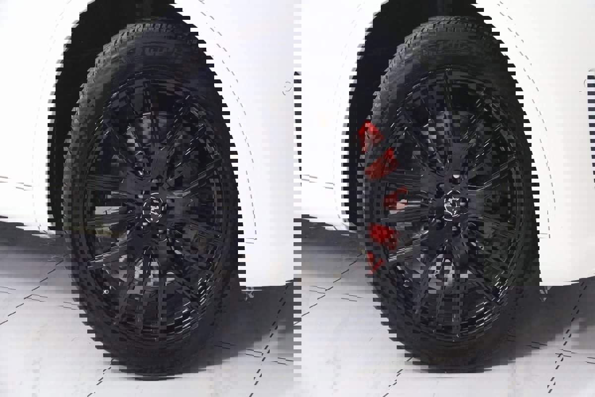 Used 2021 Maserati Levante S image 16