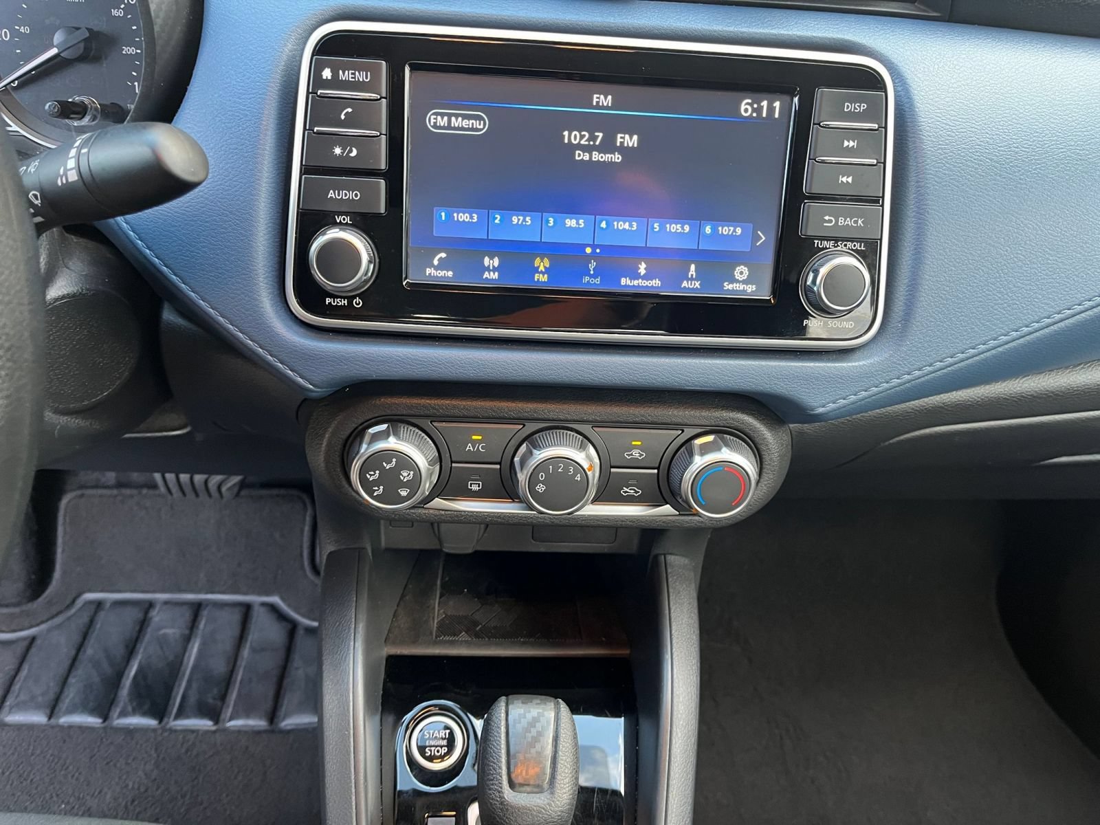 Used 2025 Nissan Versa SV FWD image 14