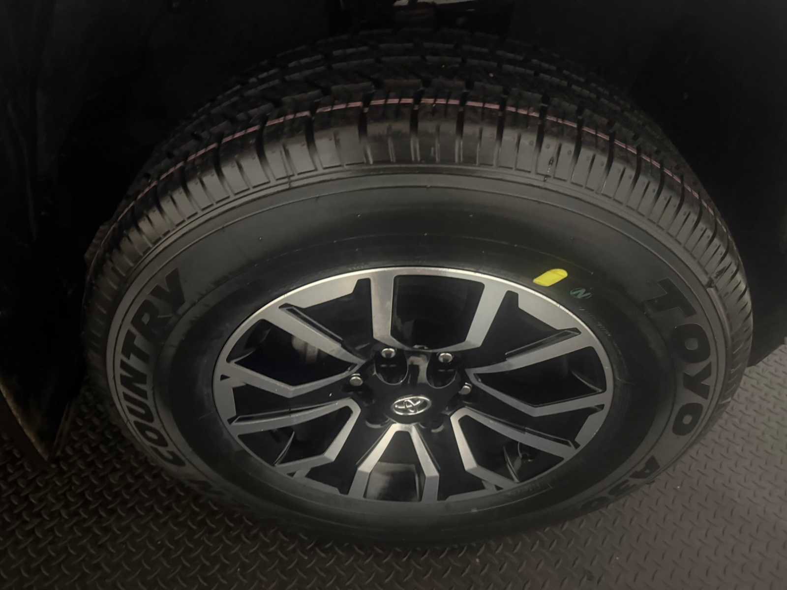 Used 2023 Toyota Tacoma TRD Sport image 12