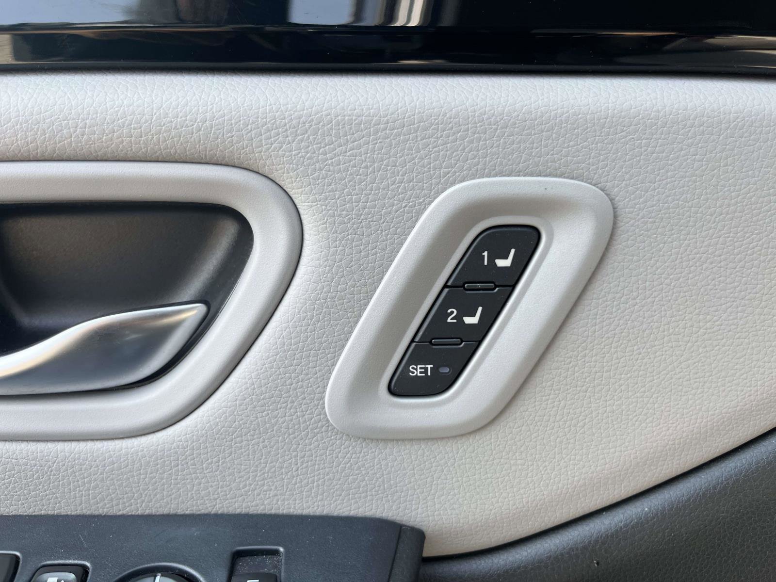 Certified 2023 Honda Pilot EX-L image 11