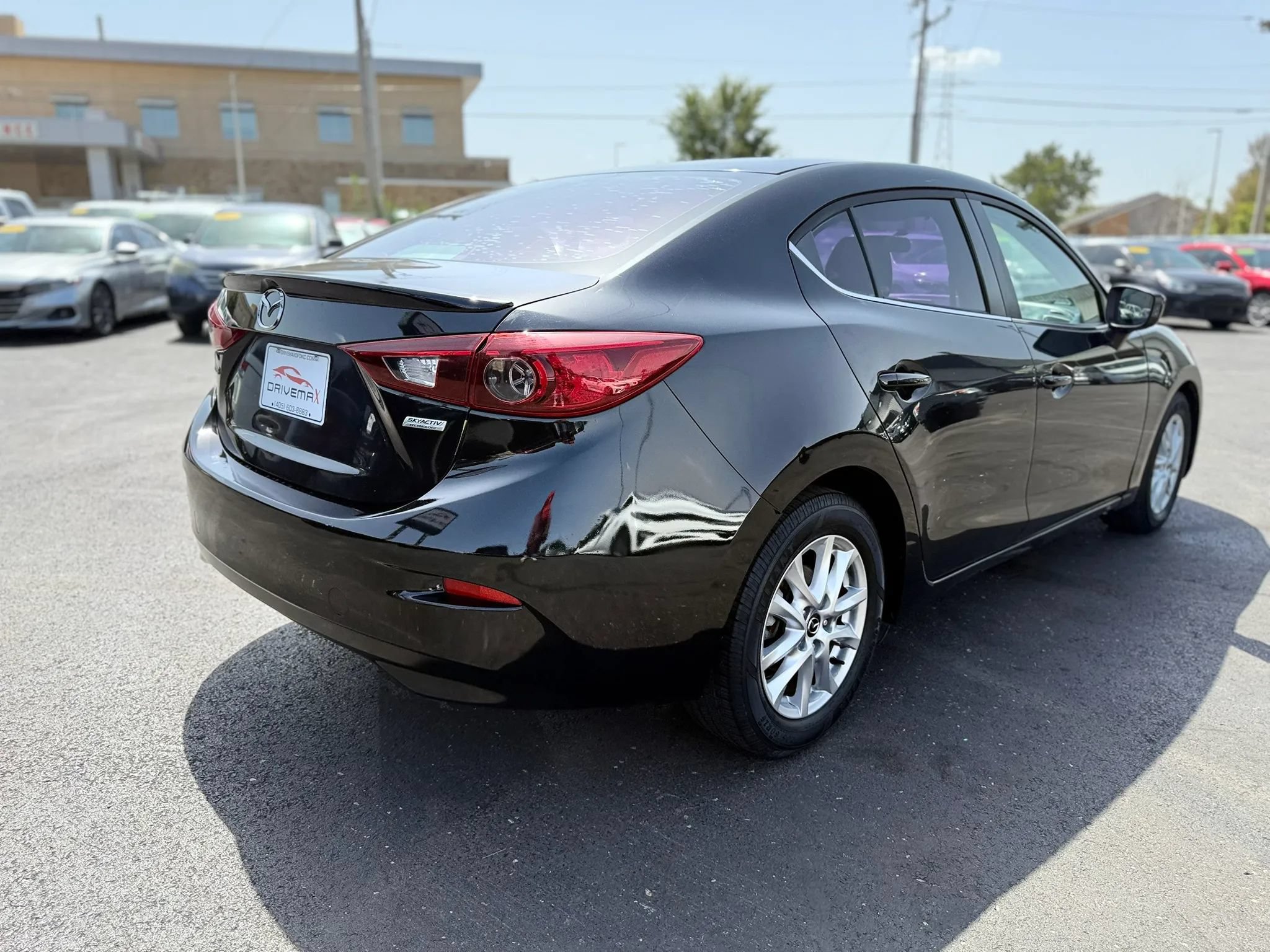 Used 2014 MAZDA MAZDA3 i Touring FWD image 3
