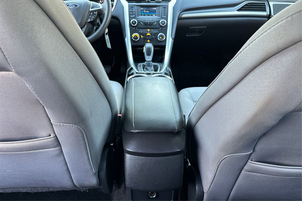 Used 2016 Ford Fusion S image 35