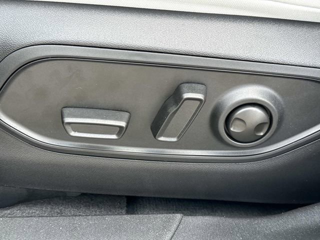 New 2026 Jeep Cherokee Limited image 29