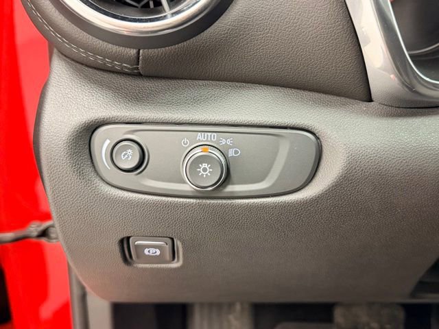 Certified 2020 Chevrolet Blazer LT w/ Sound & Technology Package image 19