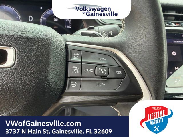 Used 2023 Jeep Grand Cherokee Laredo RWD image 26