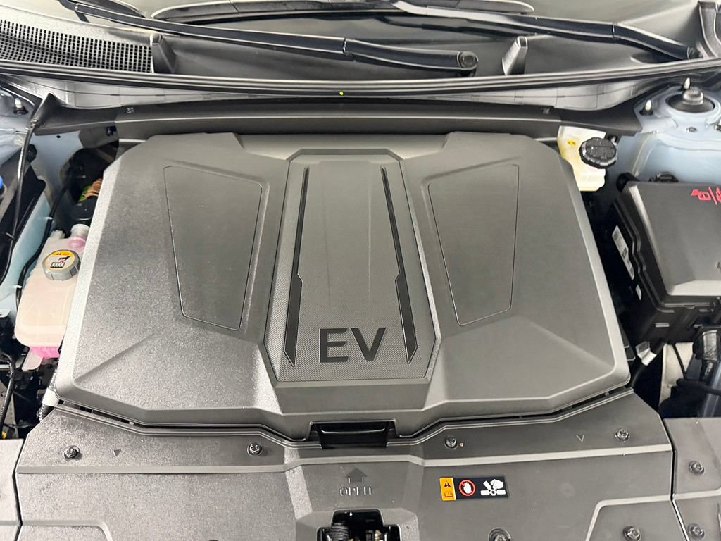 Used 2025 Hyundai Ioniq 5 Limited AWD/4WD image 32