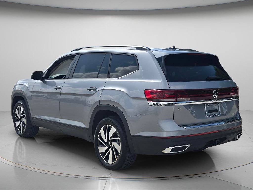 Certified 2026 Volkswagen Atlas SE FWD image 4