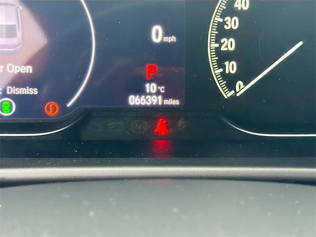 Used 2018 Honda Accord Touring image 12