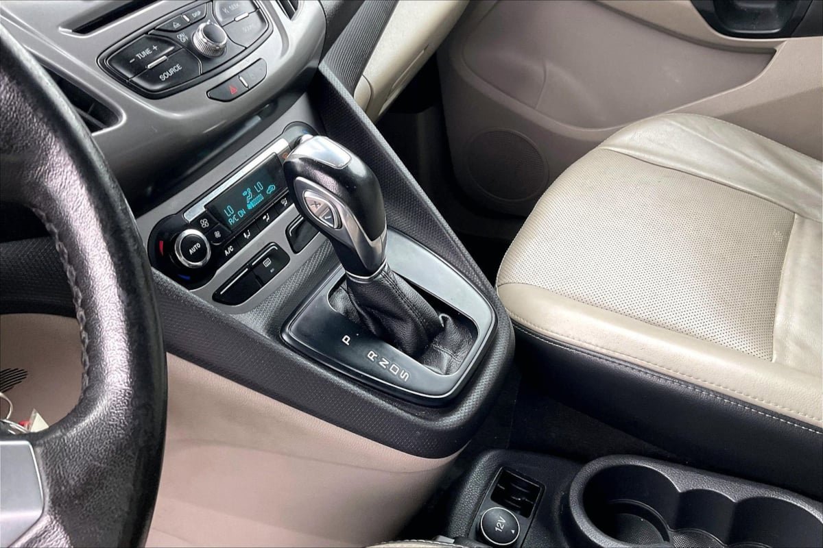 Used 2018 Ford Transit Connect XLT image 15