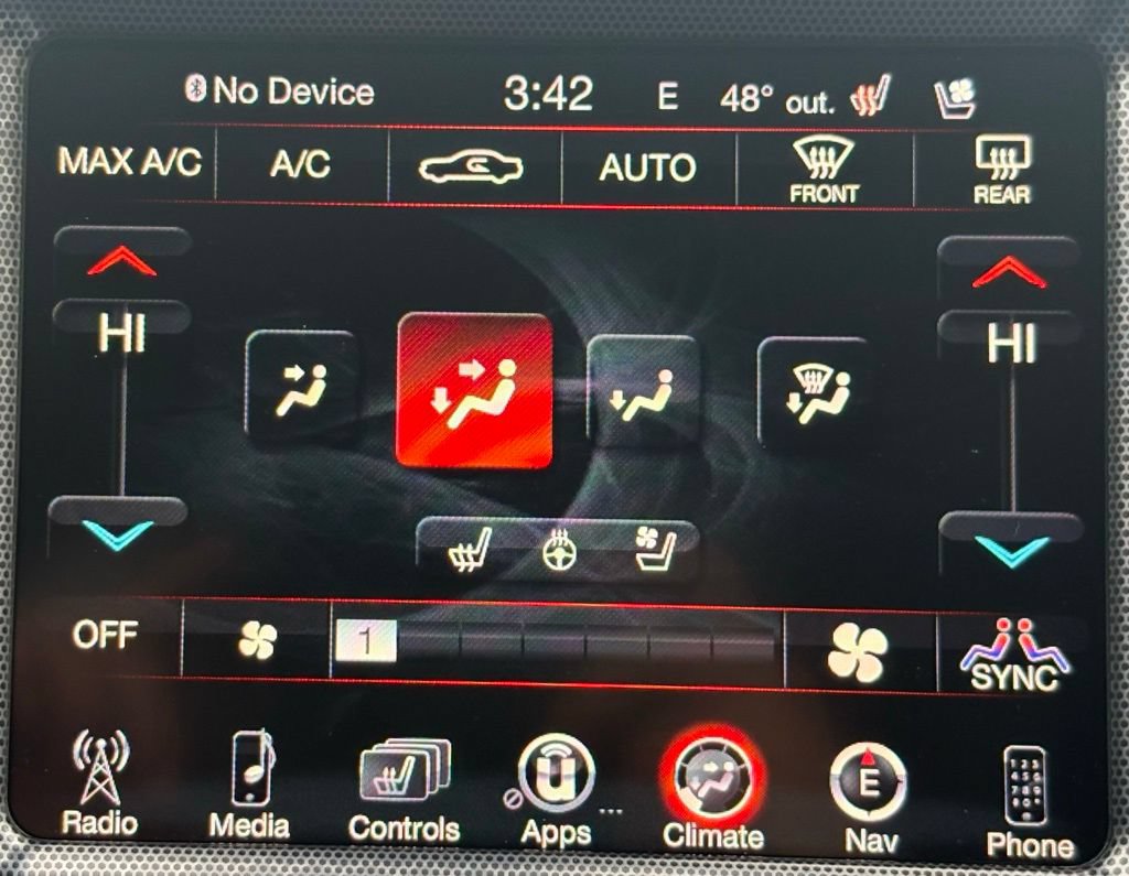 Used 2016 Dodge Challenger R/T Plus RWD image 28