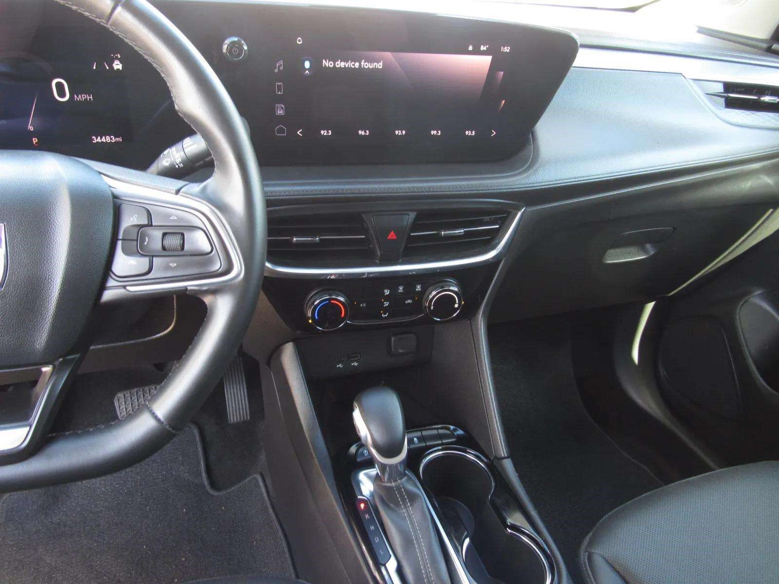 Used 2024 Buick Encore GX Sport Touring FWD image 17