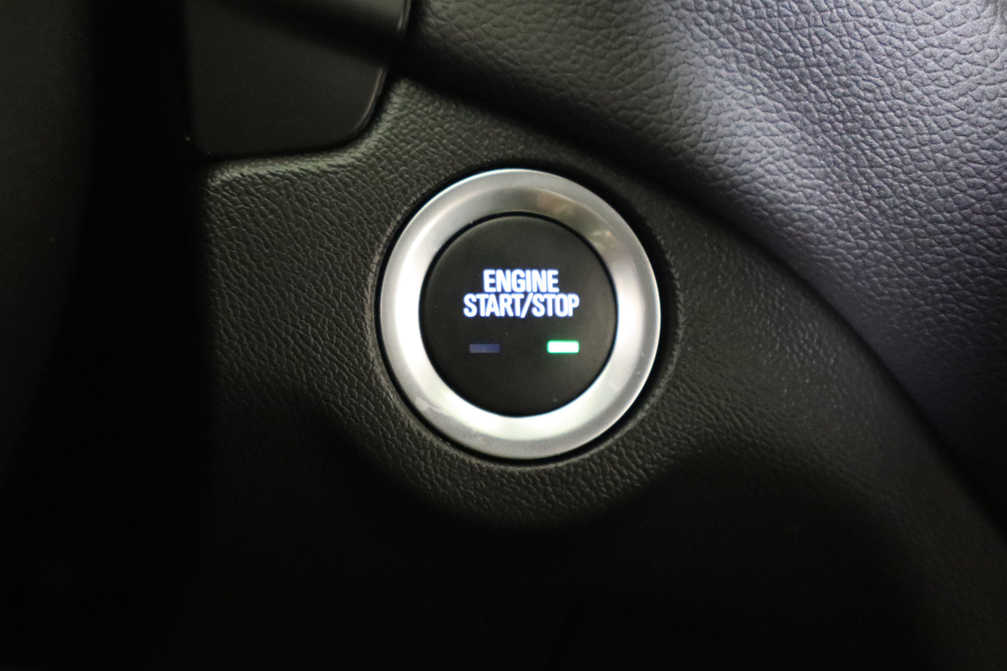 Used 2024 Chevrolet Equinox LT w/ LPO, Floor Liner Package FWD image 34