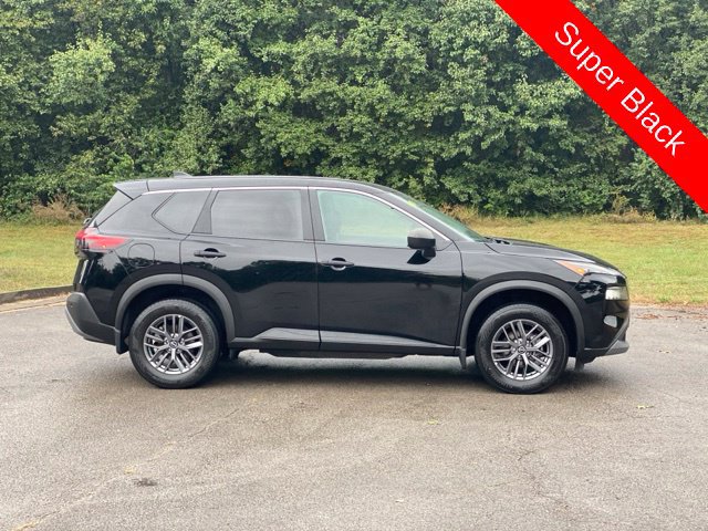 Used 2023 Nissan Rogue S AWD/4WD image 8