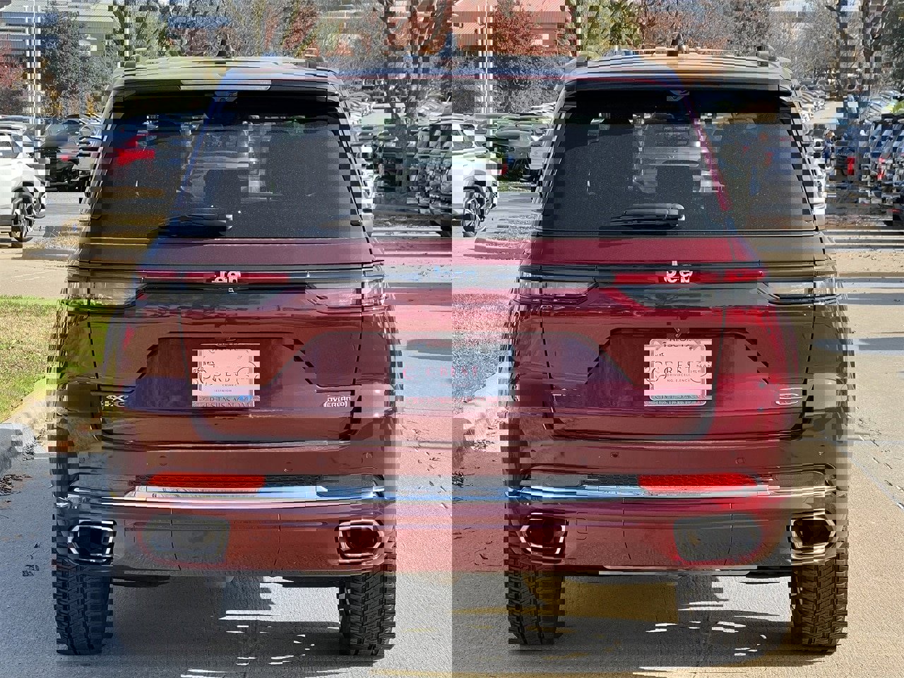 Used 2023 Jeep Grand Cherokee Overland w/ Luxury Tech Group IV image 5