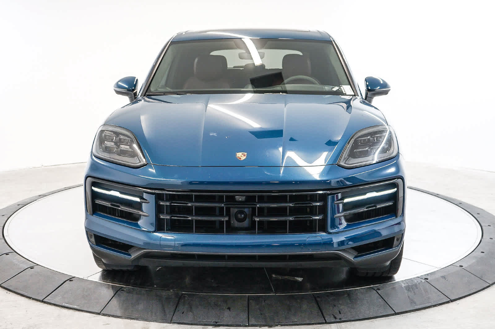 Certified 2024 Porsche Cayenne S AWD/4WD image 6