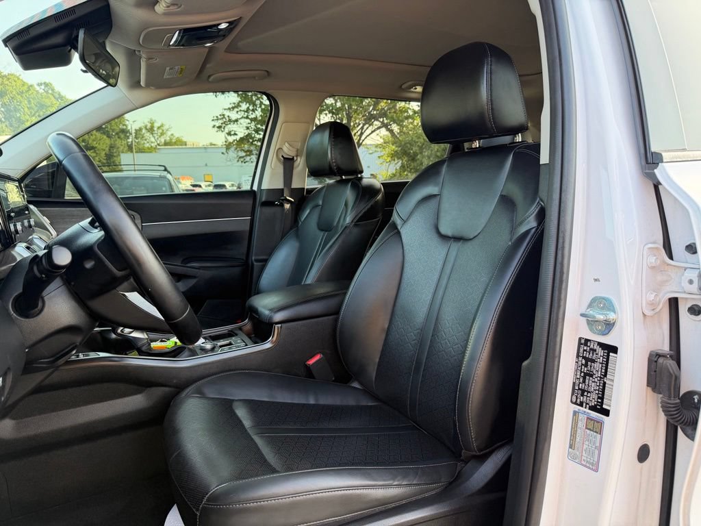 Used 2021 Kia Sorento EX w/ Panoramic Sunroof Package AWD/4WD image 11