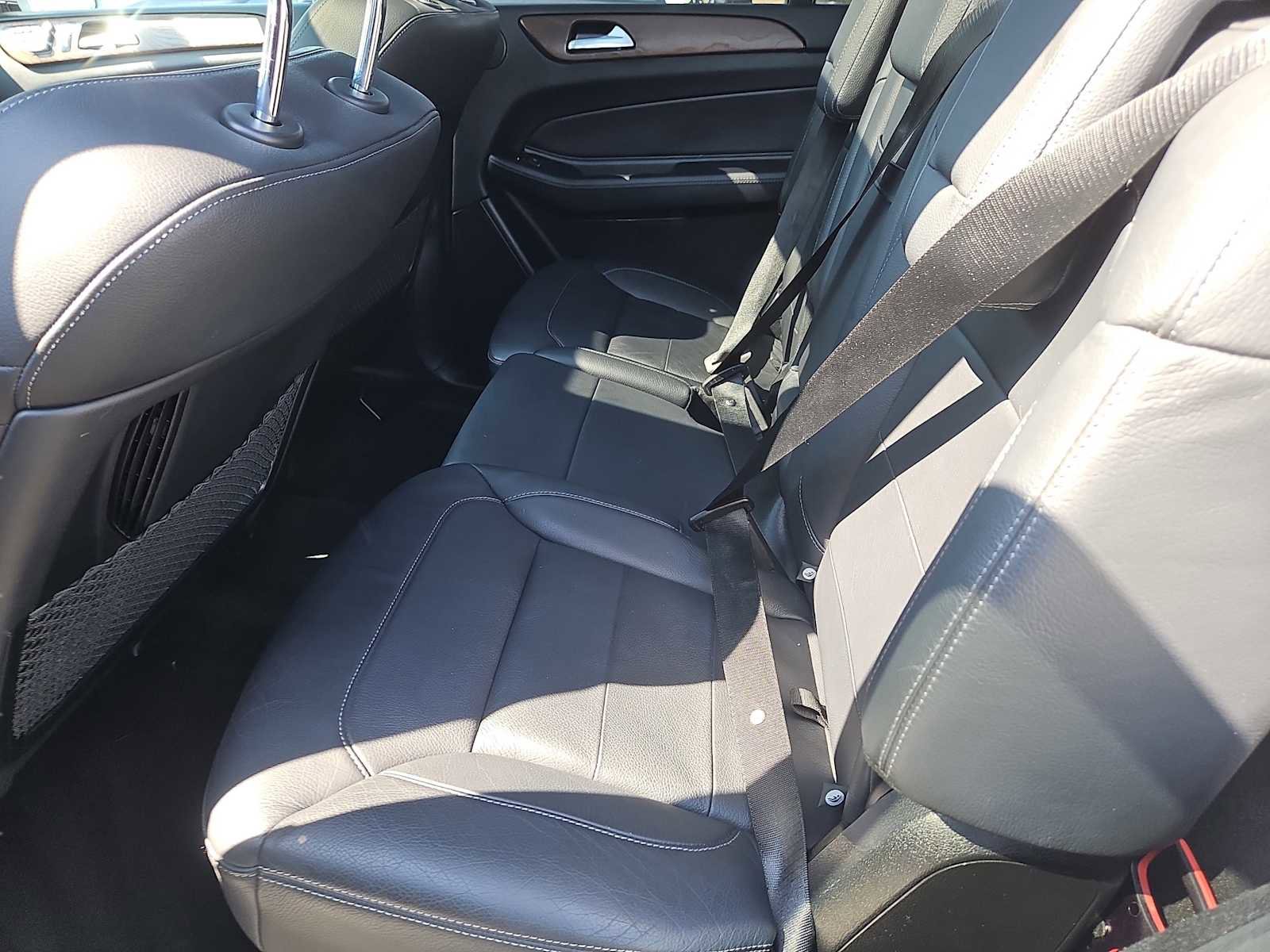 Used 2017 Mercedes-Benz GLS 450 4MATIC image 35