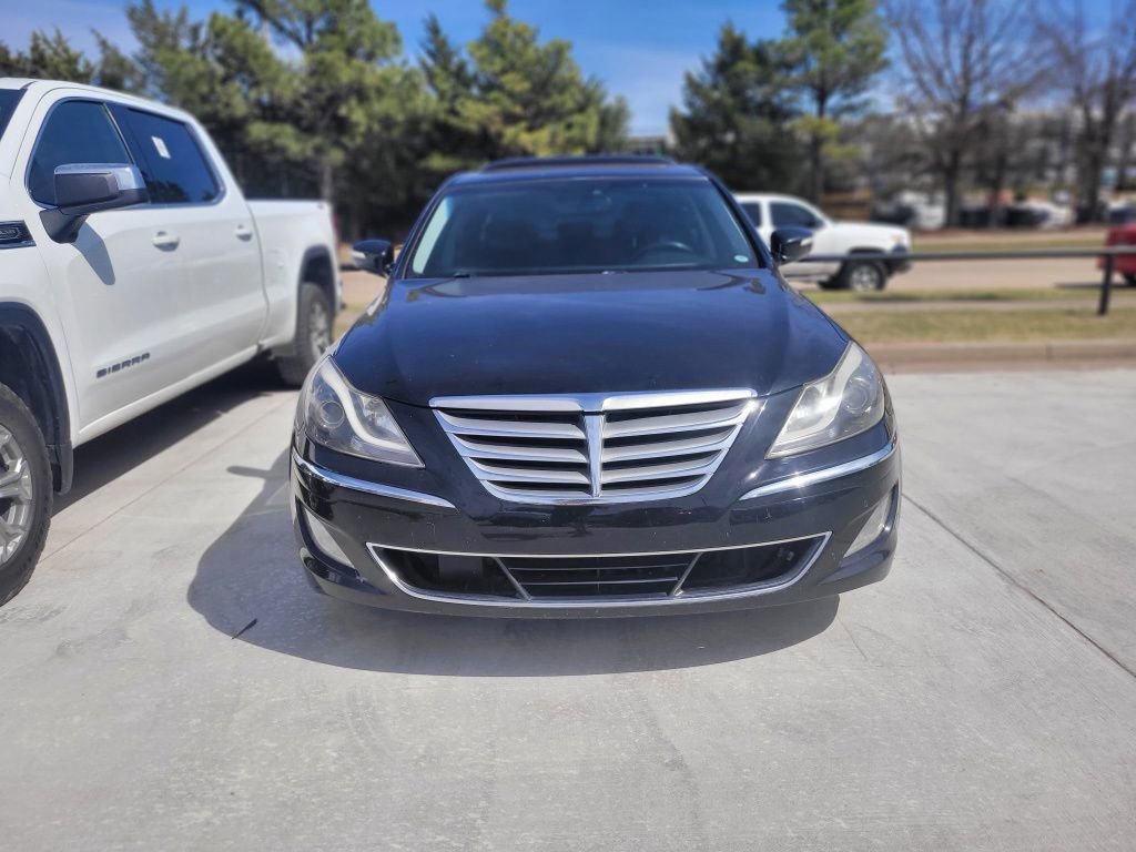 Used 2012 Hyundai Genesis 5.0 R-Spec image 2