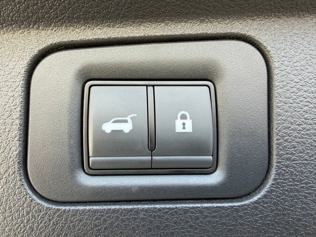 Used 2025 INFINITI QX80 Autograph image 13