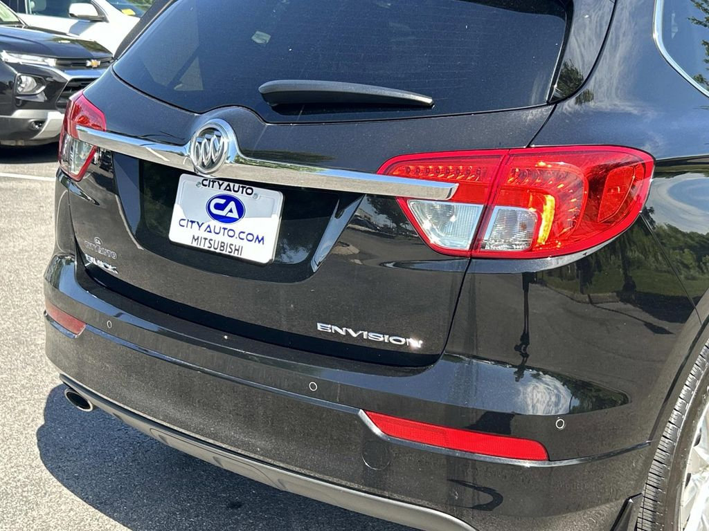 Used 2017 Buick Envision Essence w/ LPO, Hit The Road Package FWD image 5