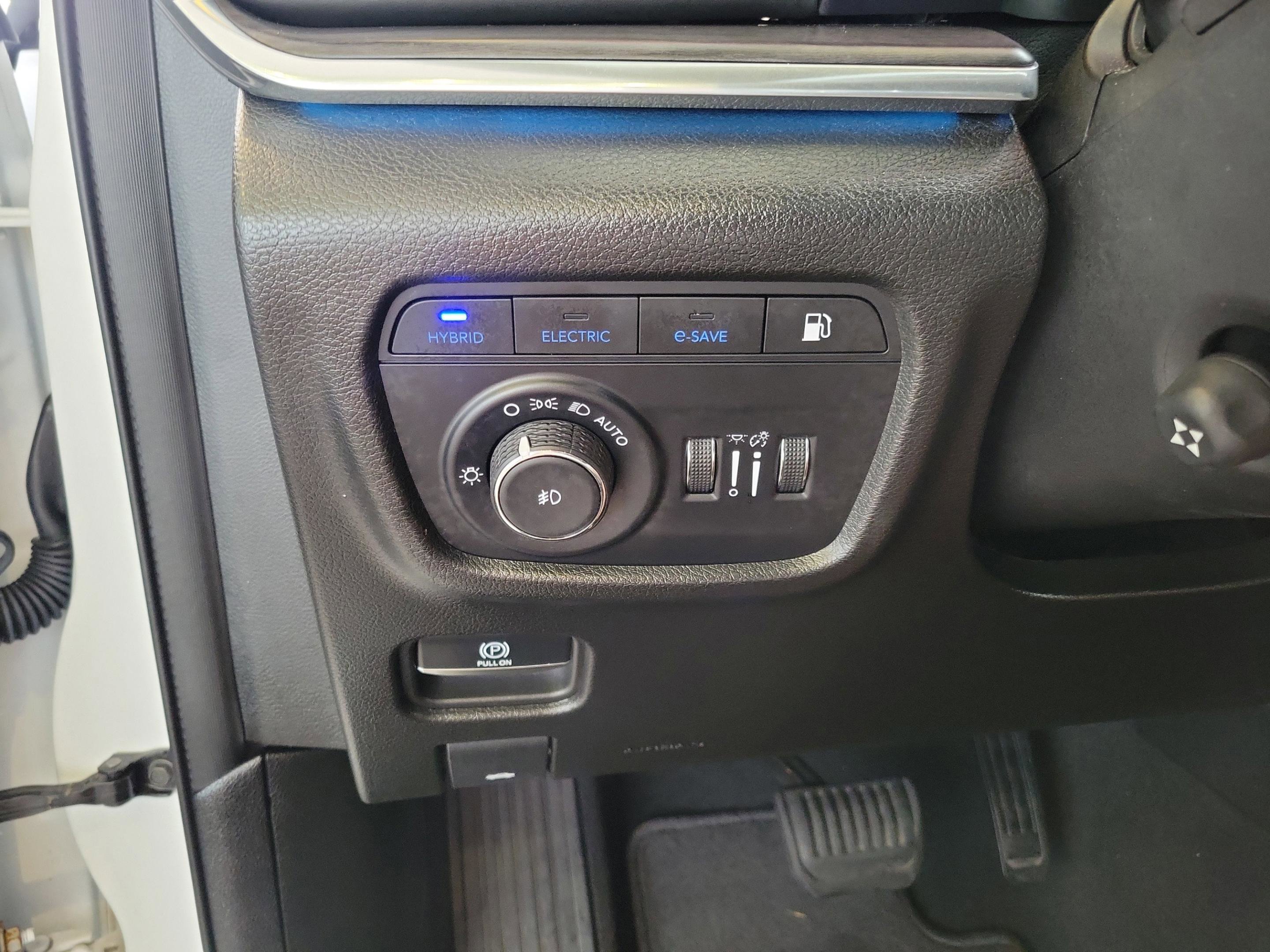 Used 2022 Jeep Grand Cherokee Overland w/ Luxury Tech Group IV image 27