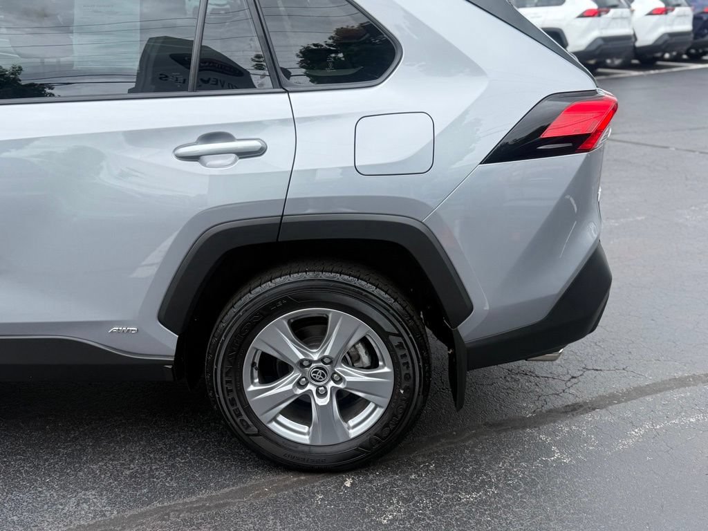 Certified 2024 Toyota RAV4 XLE w/ Convenience Package AWD/4WD image 4