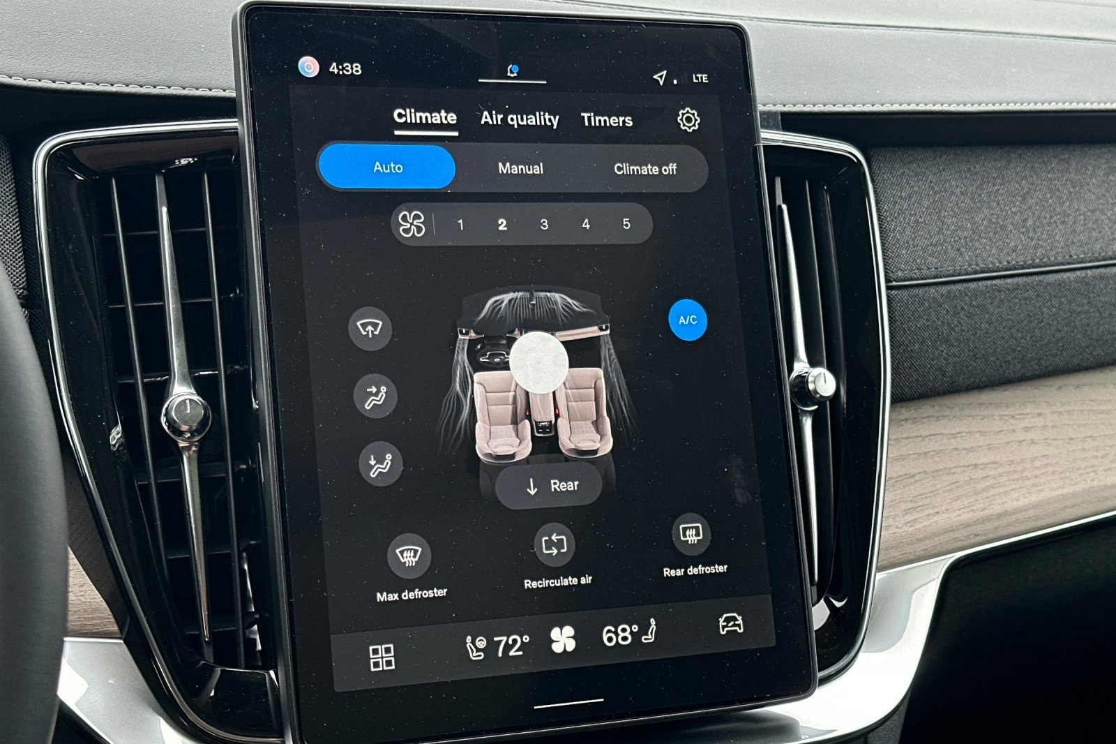 New 2026 Volvo XC90 B5 Plus image 20