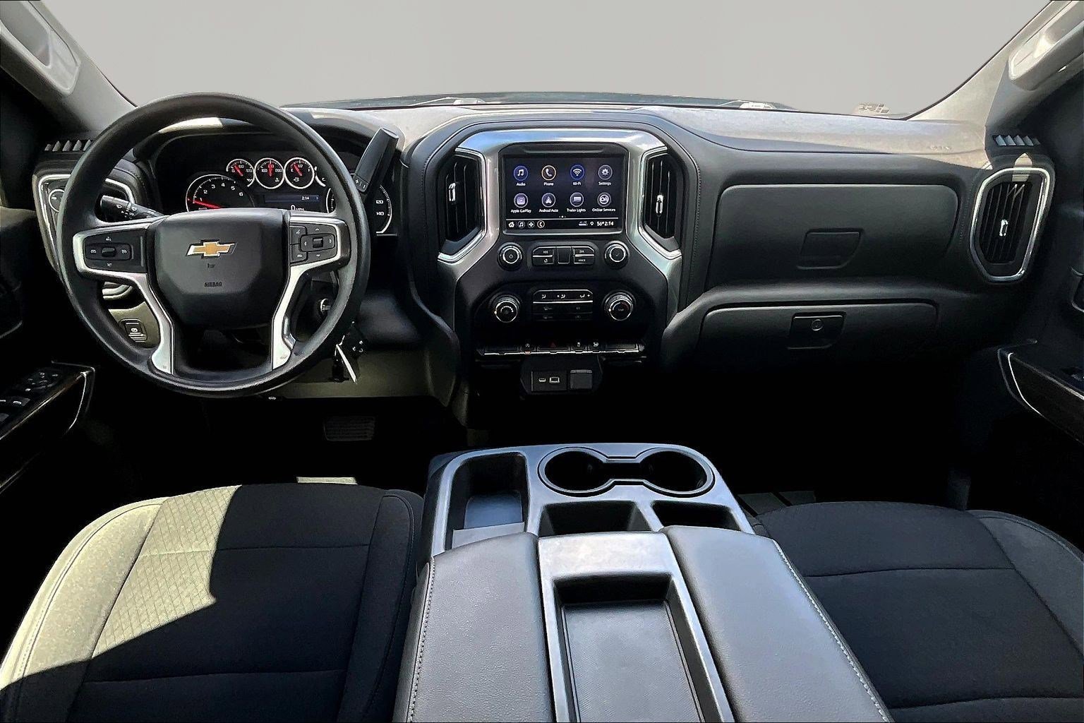 Used 2020 Chevrolet Silverado 1500 LT w/ LT Value Package AWD/4WD image 7