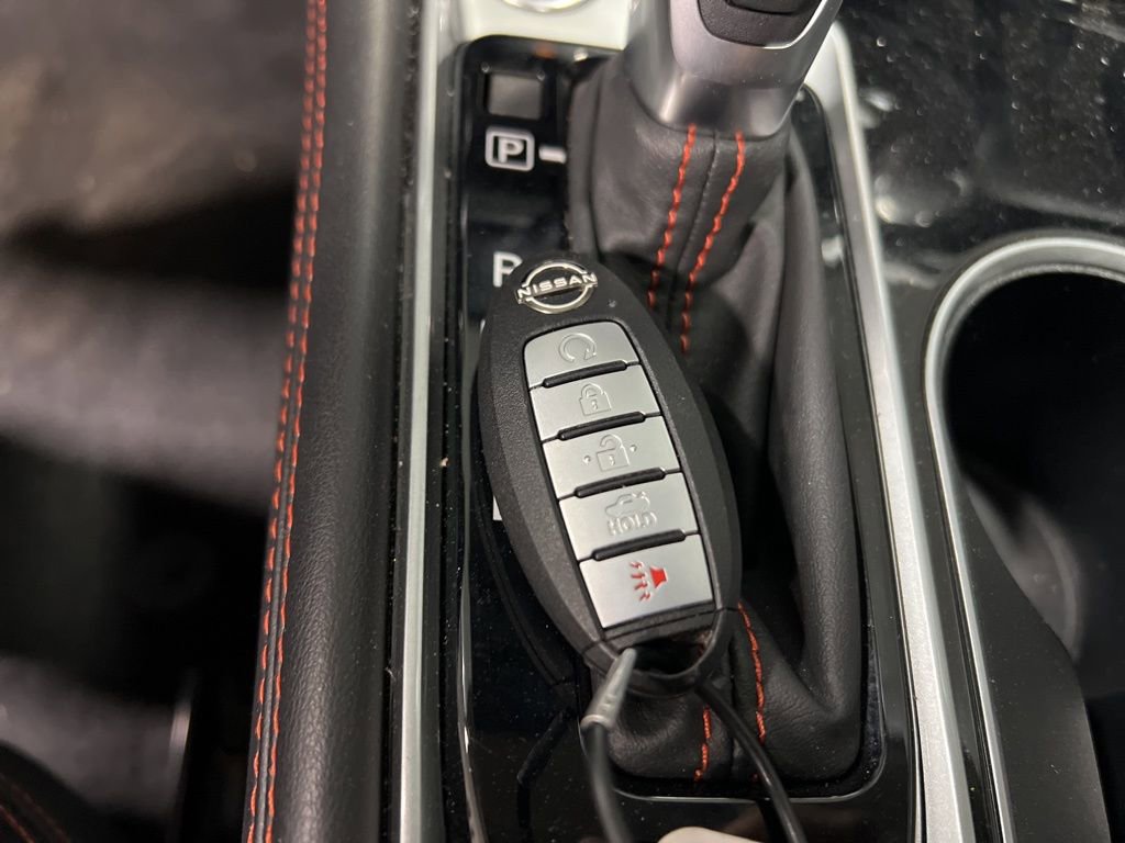 Used 2025 Nissan Altima 2.5 SR image 32