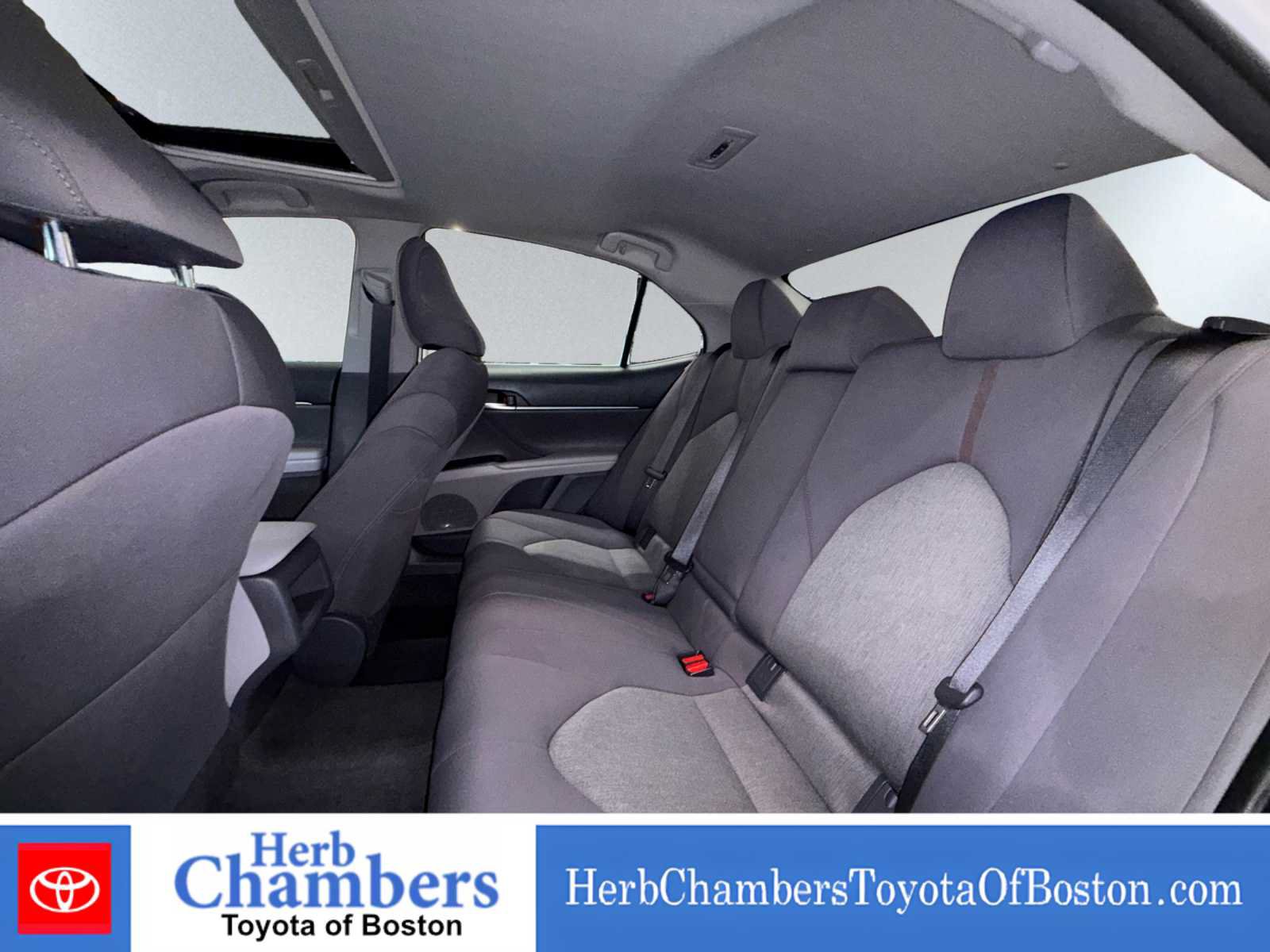 Used 2020 Toyota Camry LE w/ Sunroof Package FWD image 20