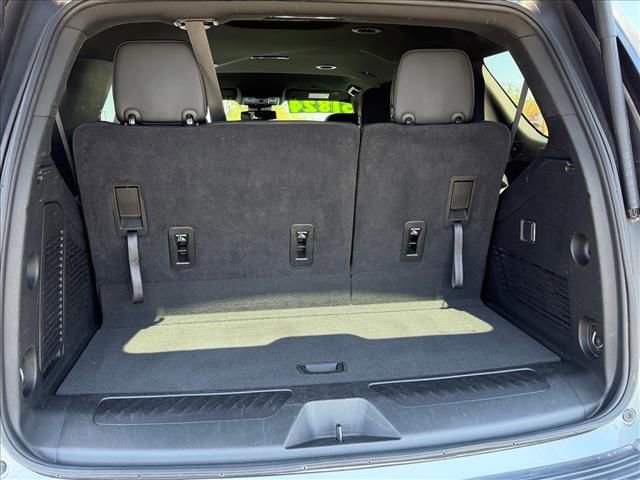 Used 2024 Chevrolet Tahoe LT RWD image 14