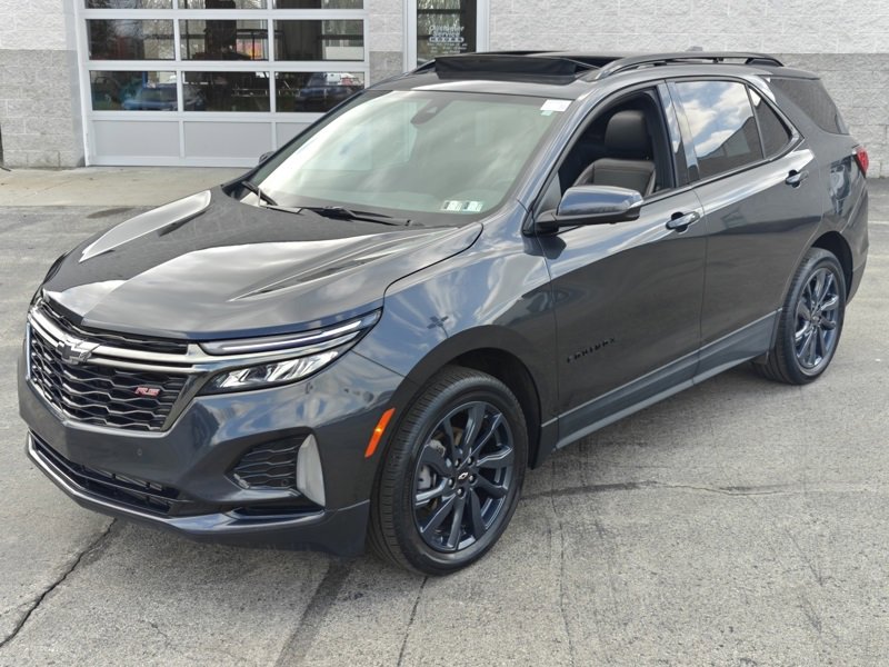 Used 2022 Chevrolet Equinox RS w/ RS Leather Package image 12