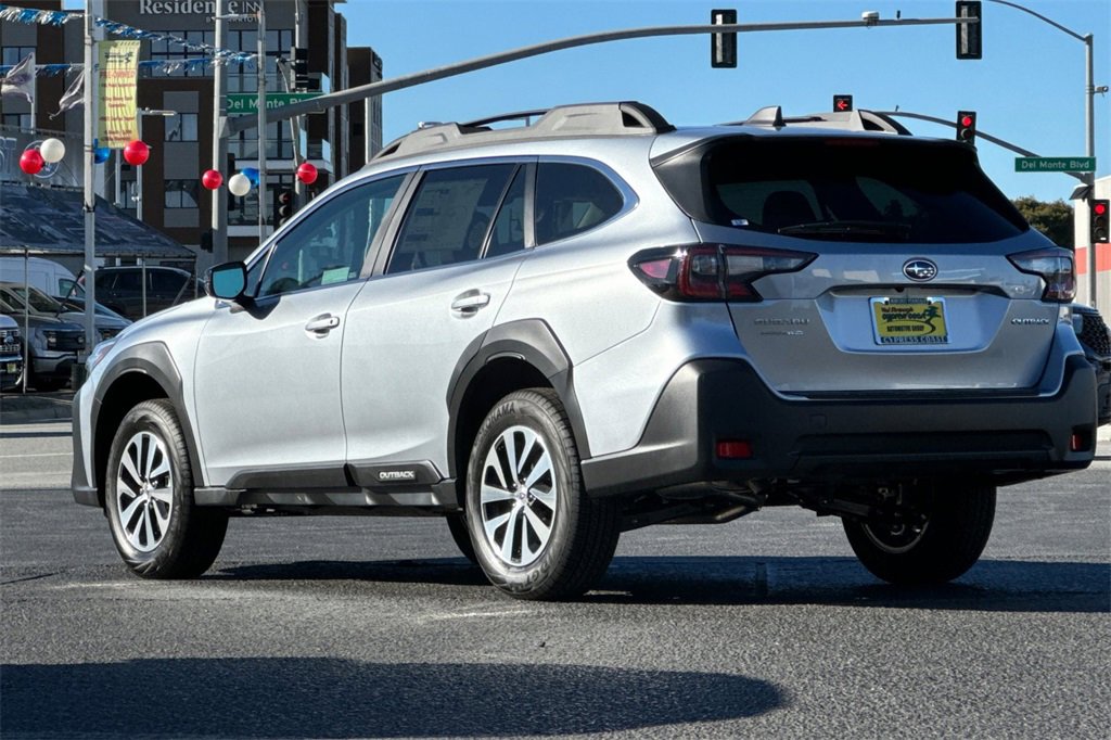 New 2025 Subaru Outback Premium image 6