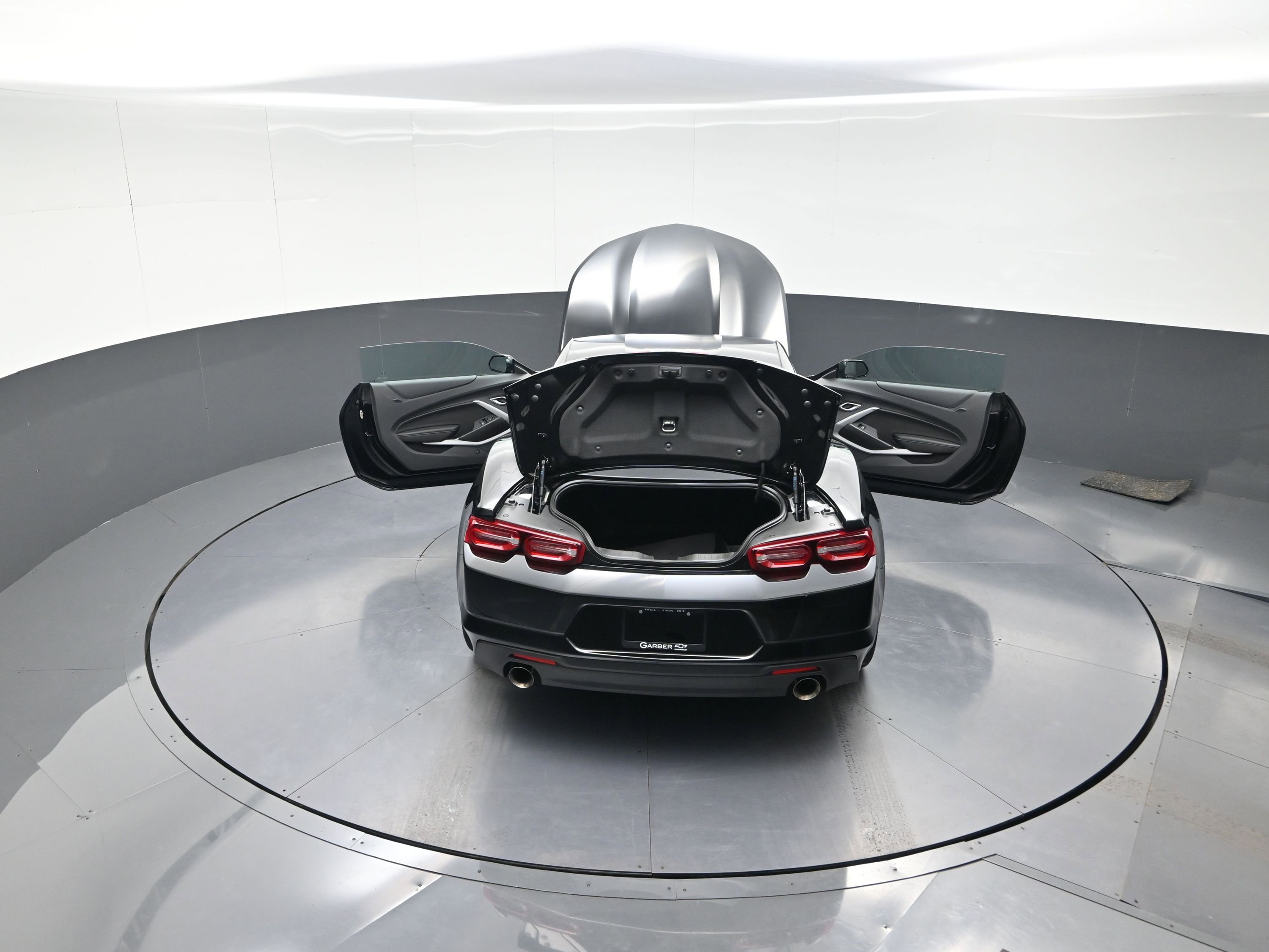 Used 2024 Chevrolet Camaro LT image 13