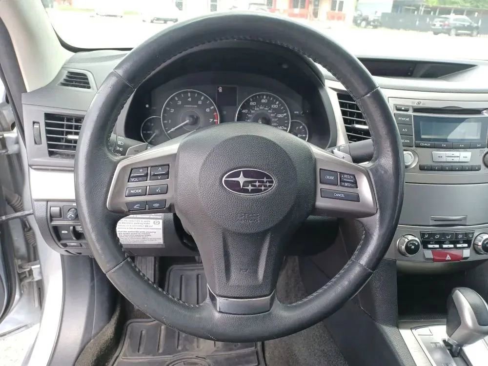 Used 2012 Subaru Legacy 2.5i Premium image 12