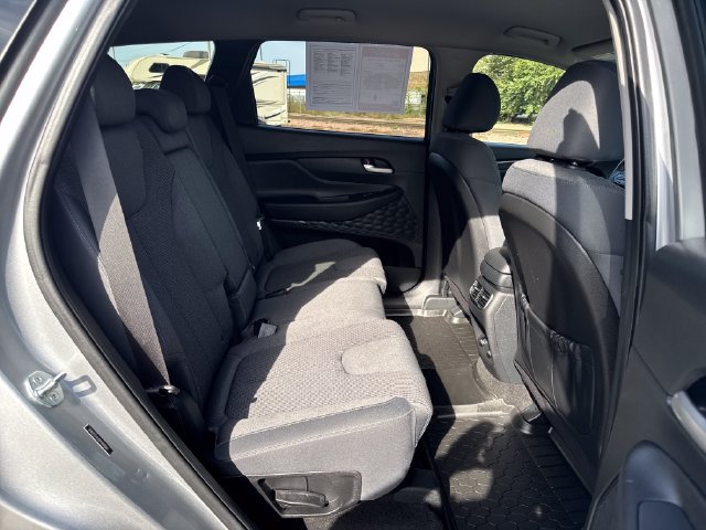 Used 2023 Hyundai Santa Fe SEL w/ Winter Weather Package AWD/4WD image 29