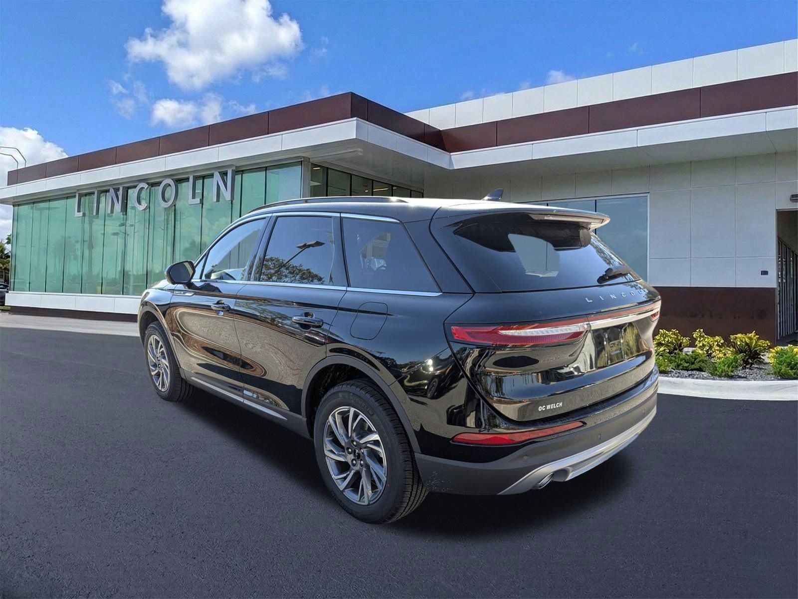 New 2026 Lincoln Corsair Premiere image 7