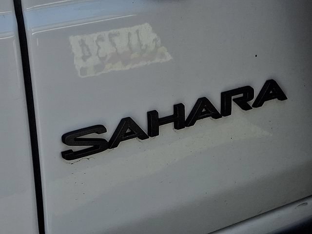 Used 2025 Jeep Wrangler Unlimited Sahara AWD/4WD image 10
