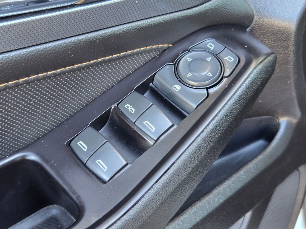 Used 2020 Chevrolet Traverse Premier w/ Redline Edition image 12