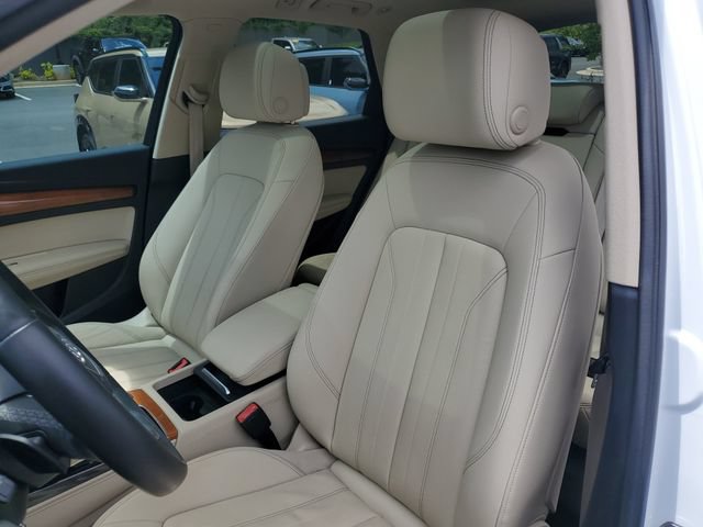 Used 2022 Audi Q5 2.0T Premium Plus AWD/4WD image 24