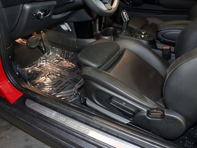 Used 2023 MINI Cooper SE image 23